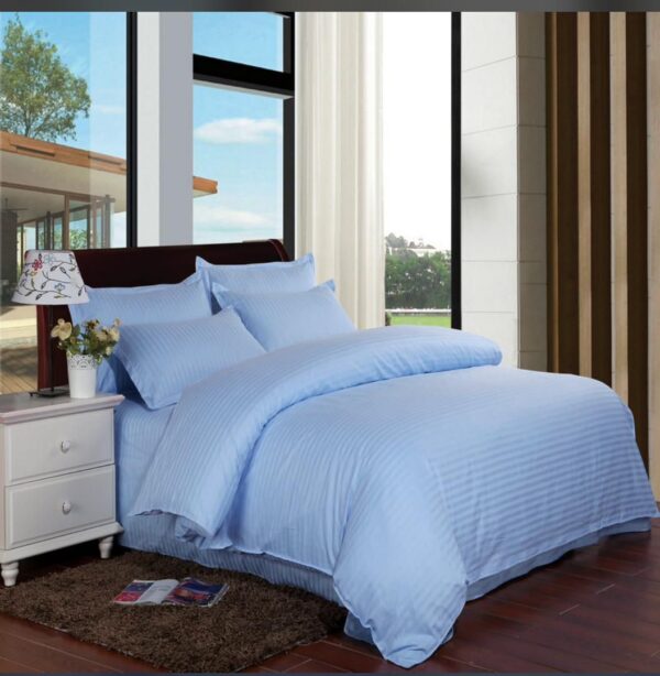 4Pcs Stripped Duvet Cover Set